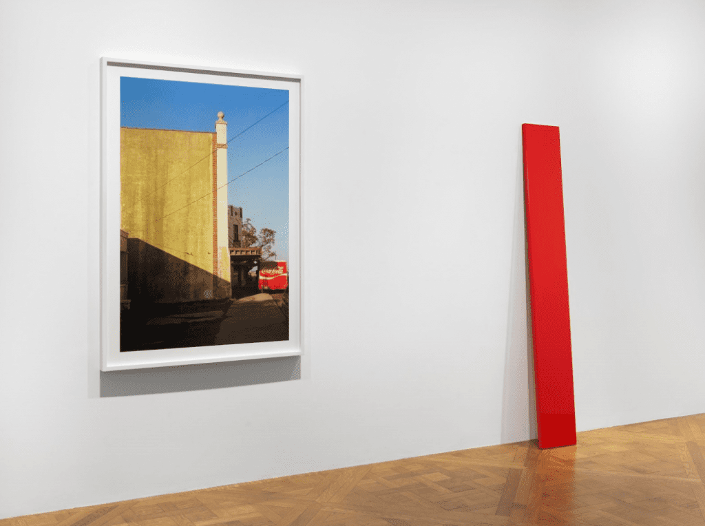 Installation view, William Eggleston and John McCracken: True Stories, David Zwirner, New York, 2021.