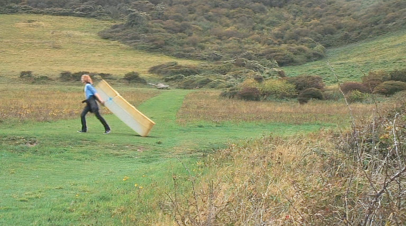 Bettina Buck, Interlude, 2012. Video sonoro, durata 5:22 min (in loop). Courtesy Bureau Bettina Buck.