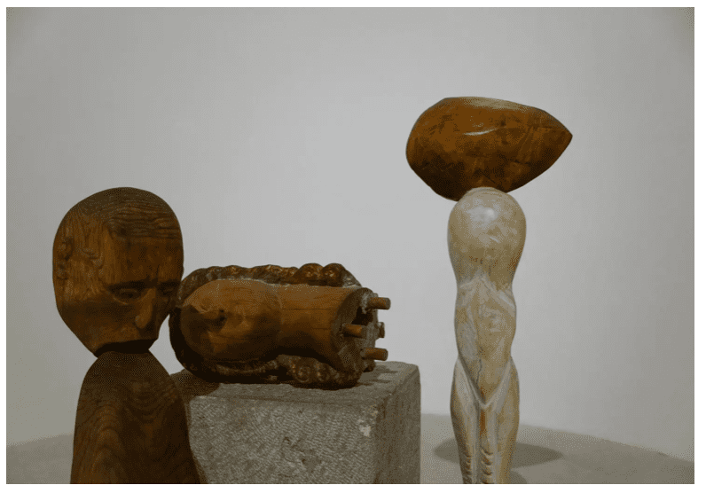 Il Museo di Santa Chiara di Gorizia presenta la mostra Silva lapidea, nella quale il legno degli alberi e le pietre del Carso diventano arte