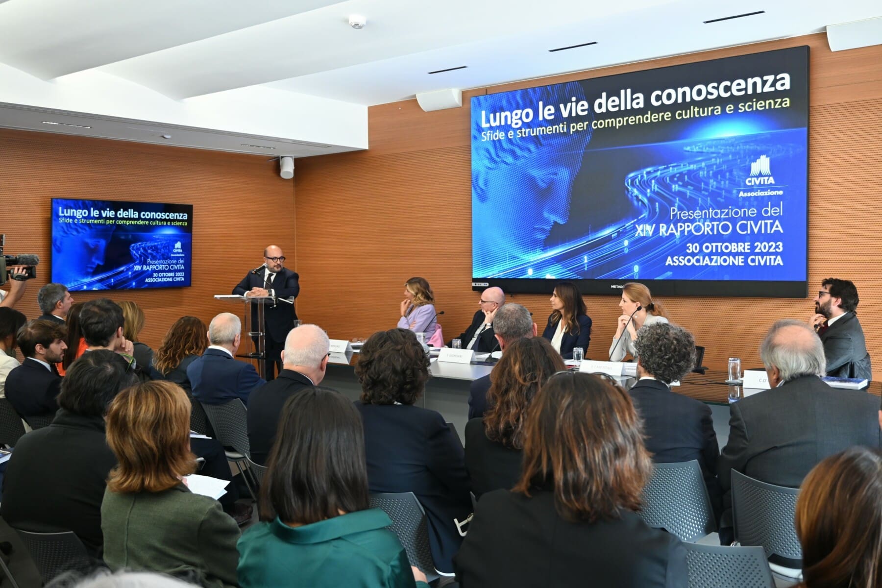 Civita ricerca cultura scienza: esploriamo il rapporto tra conoscenze umanistiche e scientifiche, e il loro impatto sui giovani Civita ricerca cultura scienza: esploriamo il rapporto tra conoscenze umanistiche e scientifiche, e il loro impatto sui giovani