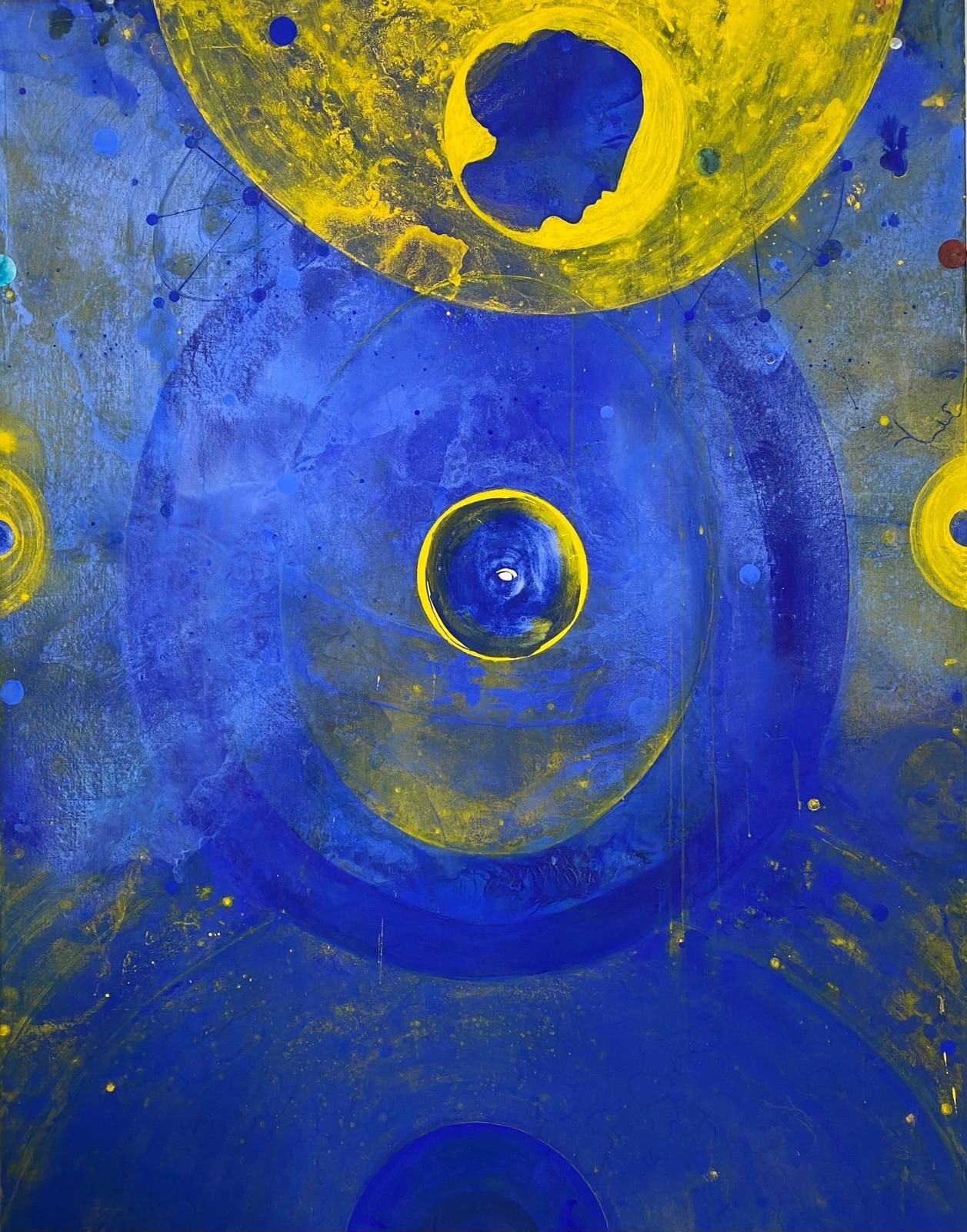 Emilio D'Elia "Al riparo dai rumori del mondo" alla Galleria Orizzonti Arte Contemporanea di Ostuni. Opere inedite su carta, energia e cosmo.