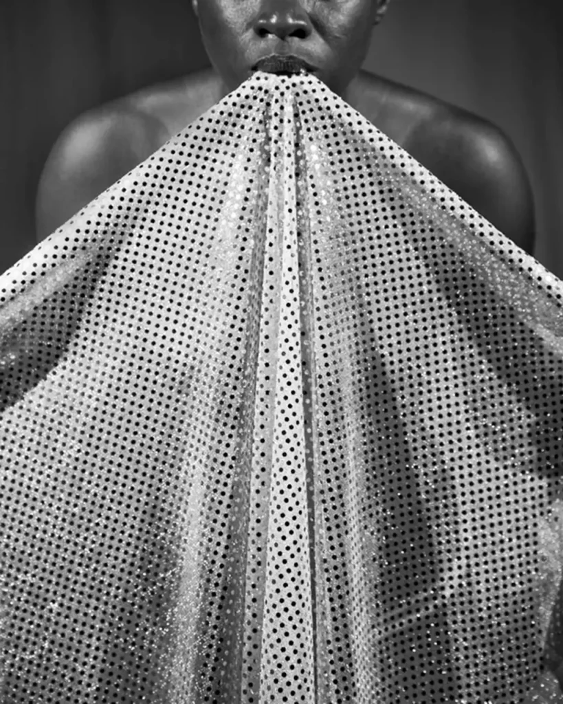 Salle Henri Comte di Arles ospita la mostra KEISHA SCARVILLE. Alma, aperta al pubblico dal 7 luglio al 5 ottobre Salle Henri Comte di Arles ospita la mostra KEISHA SCARVILLE. Alma, aperta al pubblico dal 7 luglio al 5 ottobre